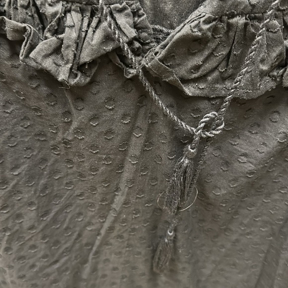 Fun black frilly blouse - Picture 3 of 4